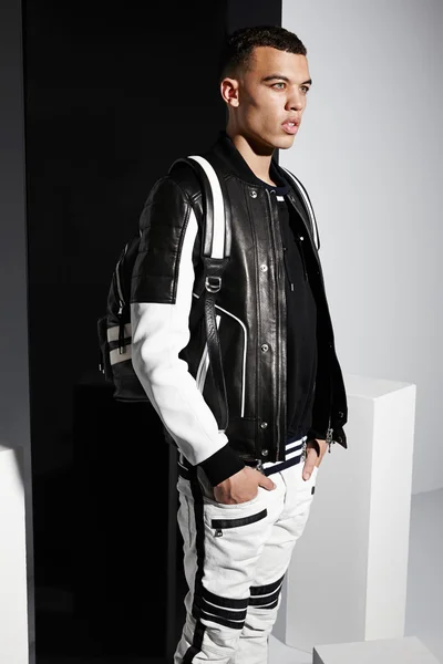 Look 33